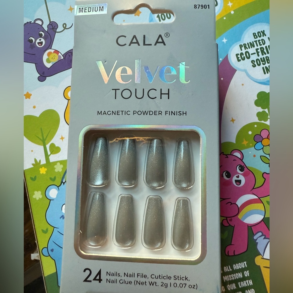 CALA Velvet Touch Magnetic Powder Finish Nails - Silver